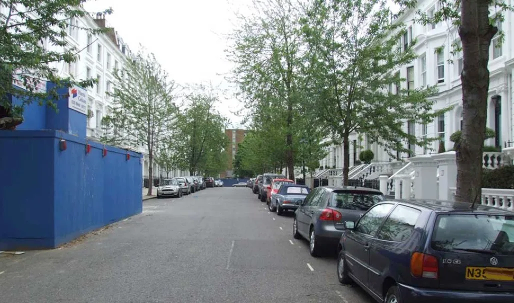 Lower Palace Gardens Terrace in 2012